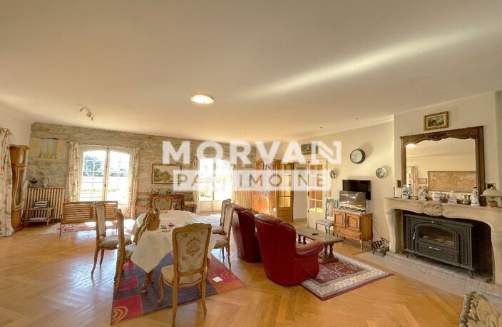 À SAISIR – Aux portes d'Autun – Longère de caractère de 241m² — photo 4