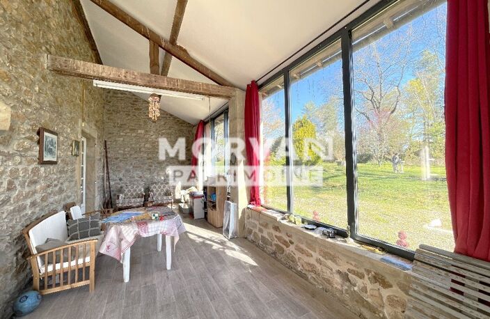 À SAISIR – Aux portes d'Autun – Longère de caractère de 241m² — photo 5