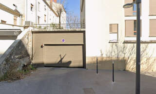 Garage   m² à louer à Lyon 9 (69009)