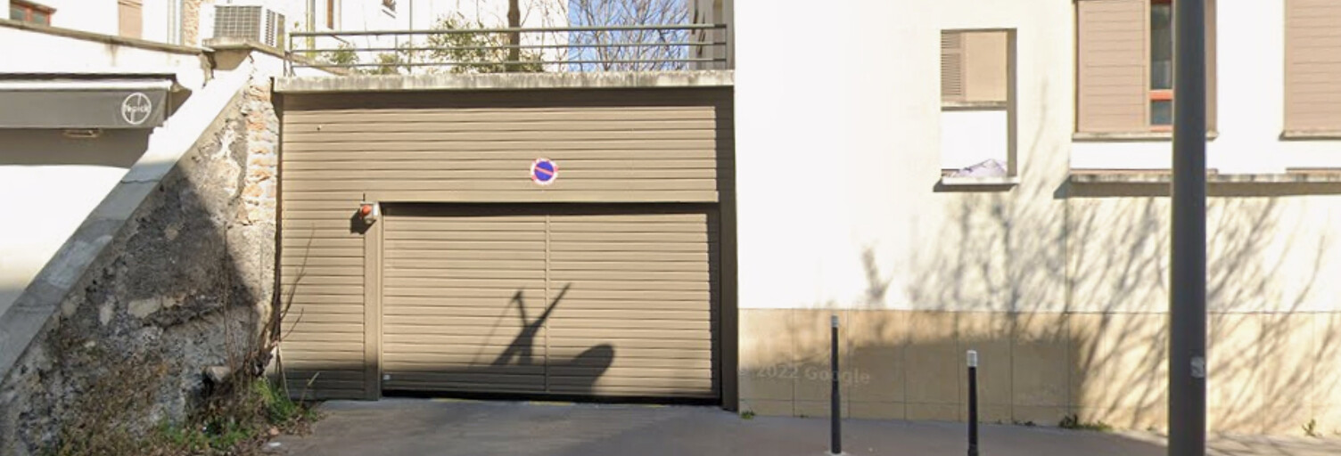 Garage   m² à louer à Lyon 9 (69009)