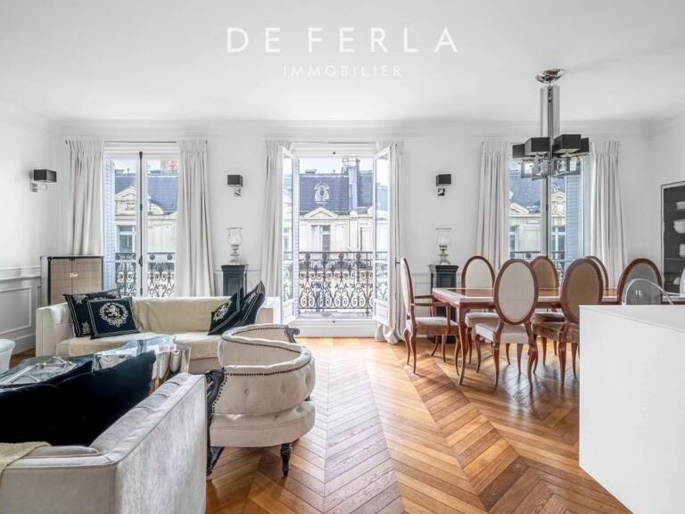 Triangle d’Or – Appartement dernier étage - refait à neuf — photo 1