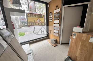 Commerce  2700 €