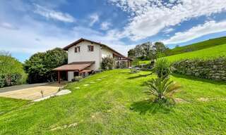 Maison 12 Pièces 300 m² à vendre à Souraïde (64250)