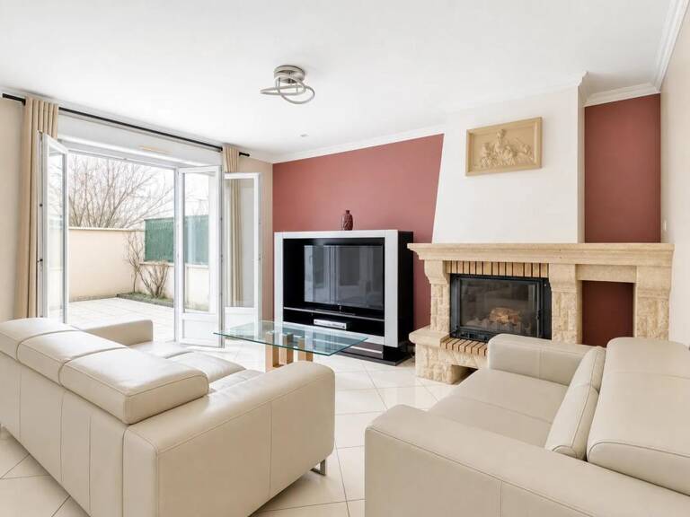 Maison lumineuse et spacieuse à Montmagny — photo 1