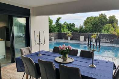 Maison 4 pièces 2300 €