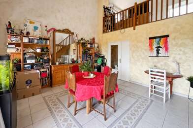 Appartement 6 pièces 265000 €