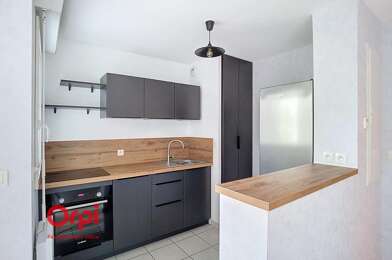 Appartement 3 pièces 790 €