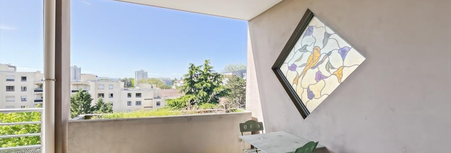Bureau  60 m² à vendre à Bron (69500)