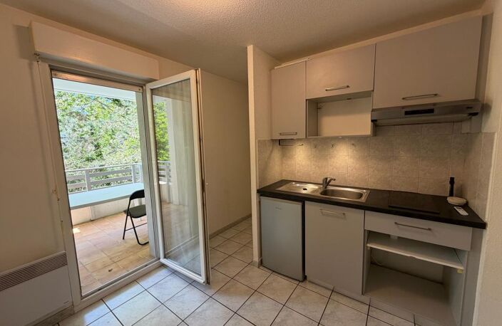 Appartement T3 libre de 57,50 m² en centre ville — photo 5