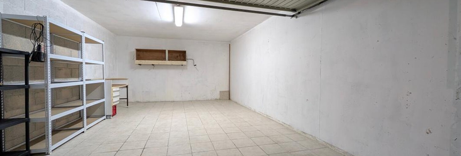 Commerce  27 m² à louer à Six-Fours-les-Plages (83140)