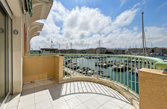 Appartement À Vendre — photo 2