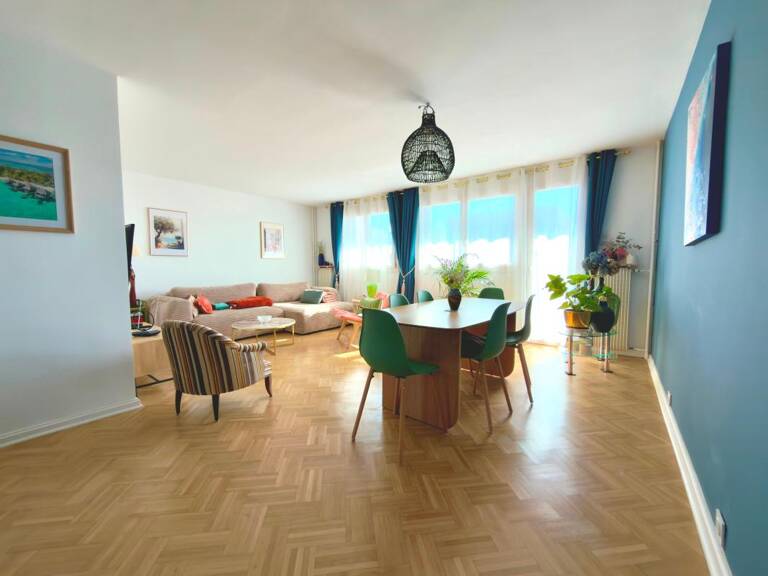 Appartement À Vendre — photo 1