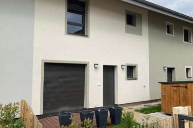 Maison 4 pièces 1980 €
