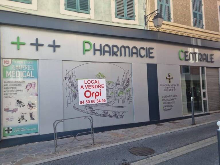 Bien commercial à vendre au centre-ville de Rumilly — photo 1