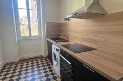 Appartement 3 pièces 690 €