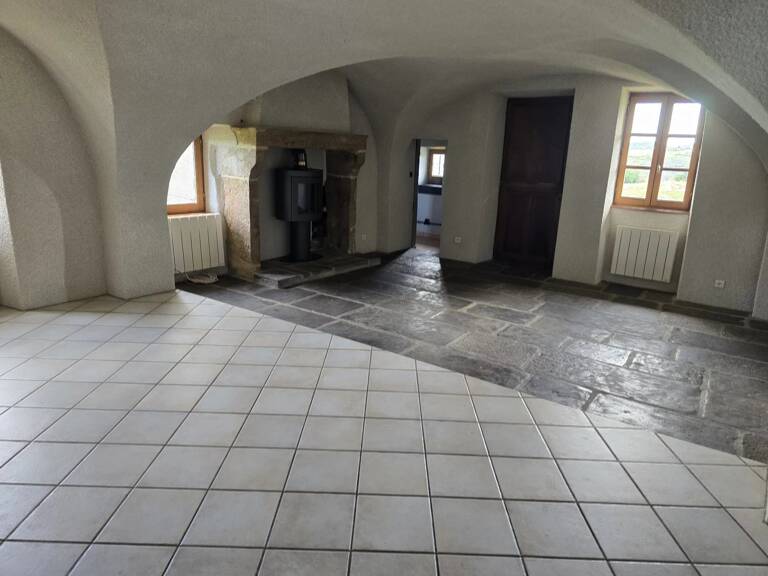 Superbe propriété avec piscine, gîte et dépendances à Apchat — photo 1
