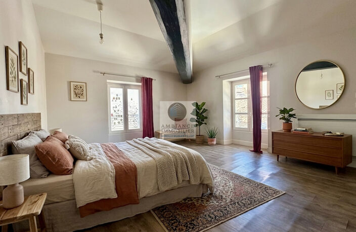 Appartement avec garage dans le centre historique — photo 5