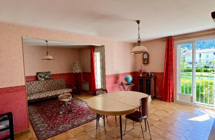 Appartement Guilherand Granges 5 pièce(s) 93 m2, garage, cave — photo 2