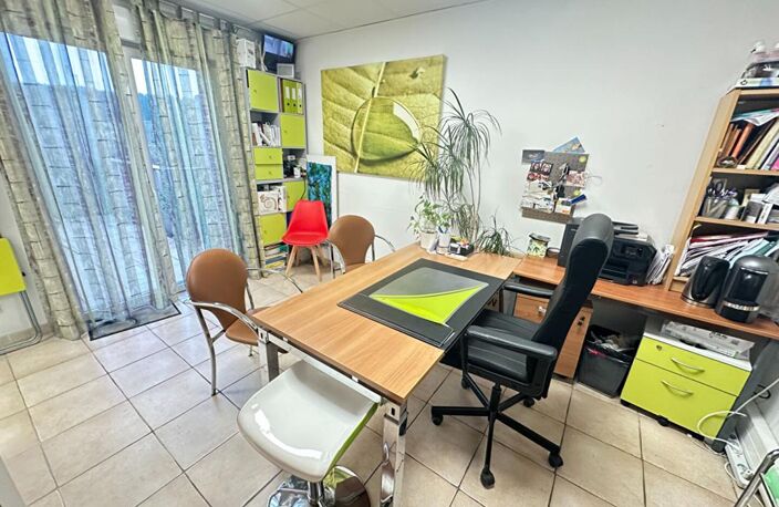 EXCLUSIVITE Bureaux professionnel 36 m² — photo 2