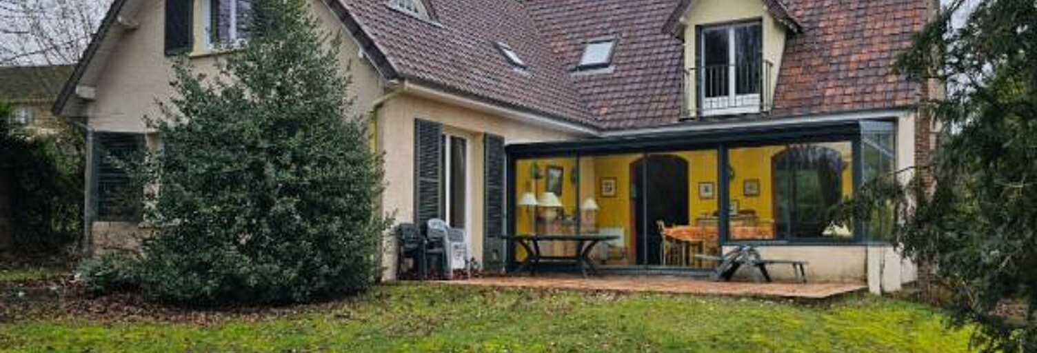 Maison 8 Pièces 192 m² à vendre à Saint-Léger-en-Yvelines (78610)