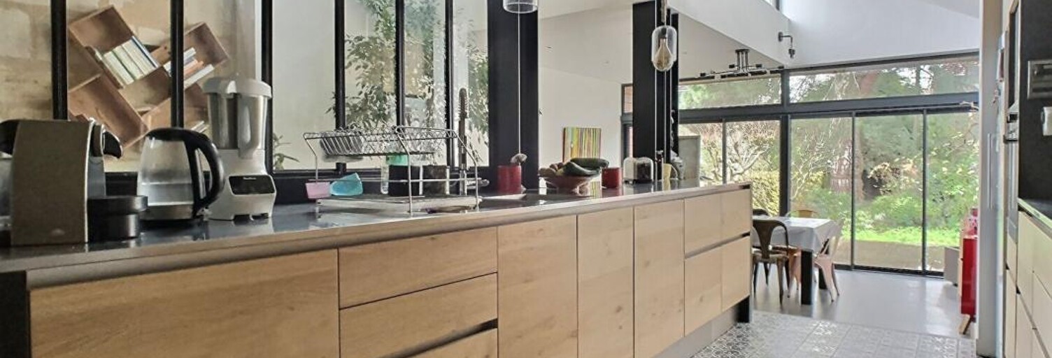 Maison 7 Pièces 208 m² à vendre à Bordeaux (33800)