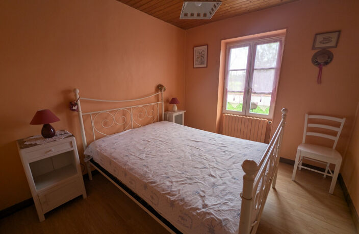 Maison en pierres de 68m2 bord de rivière — photo 4