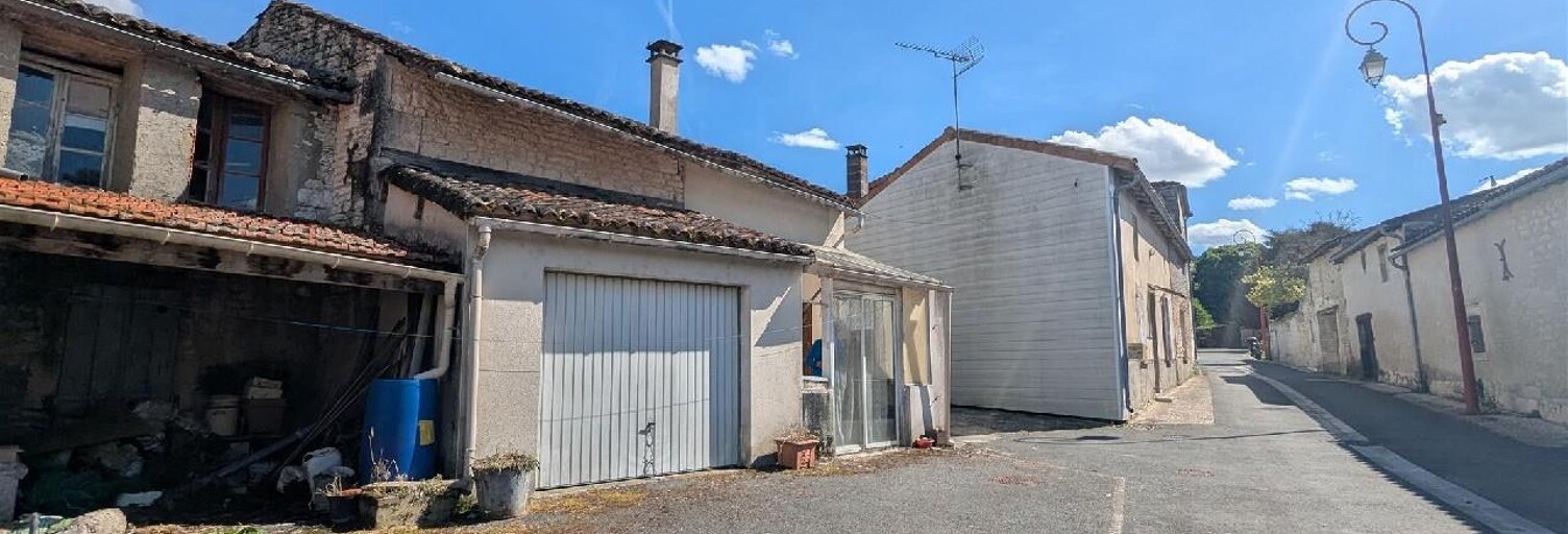 Maison 4 Pièces 160 m² à vendre à Salignac-sur-Charente (17800)