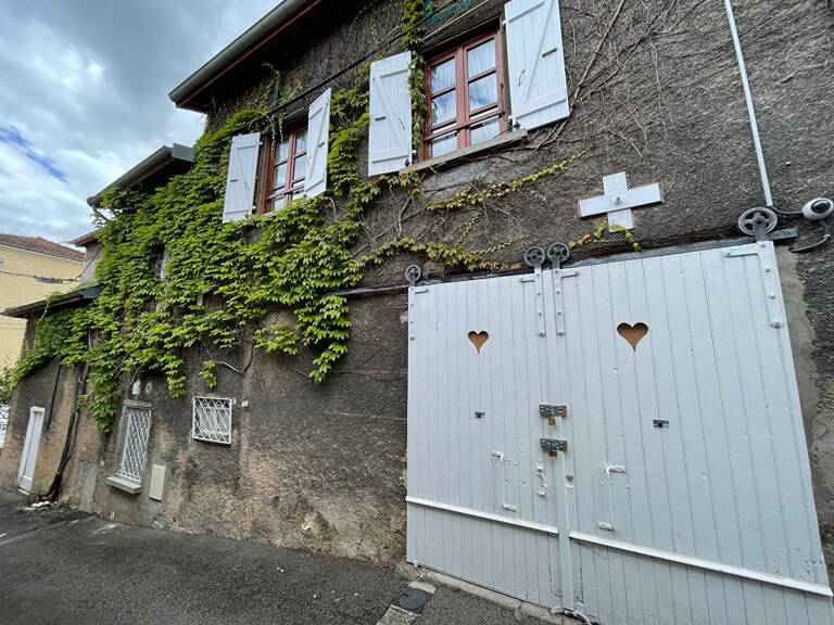Immeuble Renaison 7 pièce(s) 240 m2 — photo 1