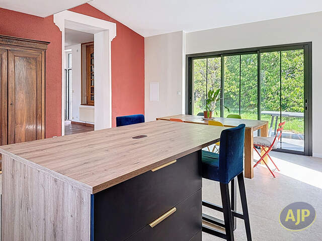Maison Saffre 6 pièce(s) 171.94 m2 — photo du bien