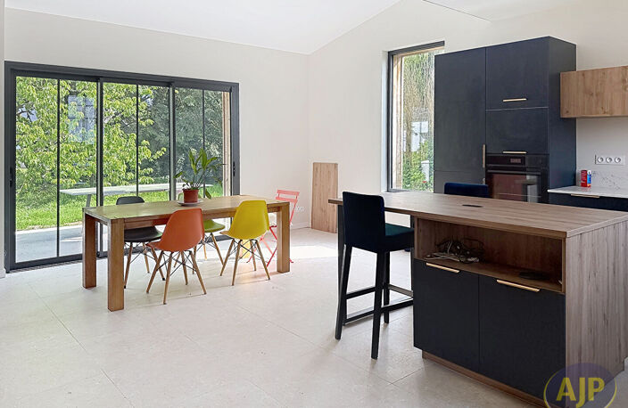 Maison Saffre 6 pièce(s) 171.94 m2 — photo 3