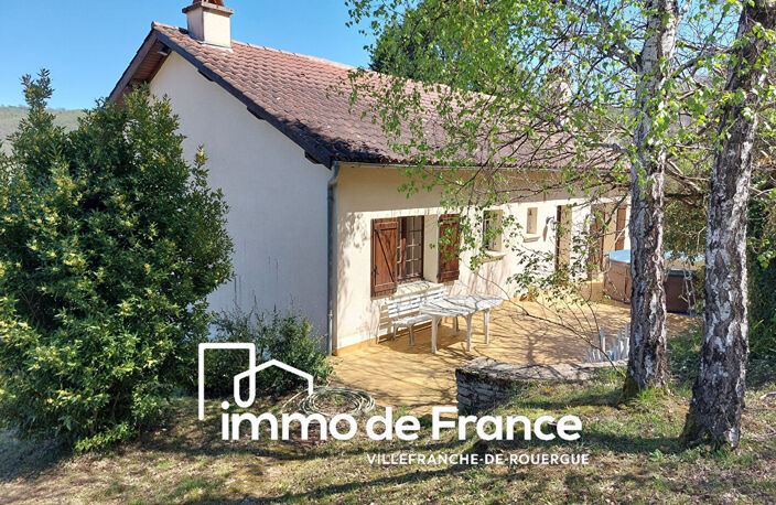 Maison T5 sur deux niveaux 153m² hab., garage et terrain de 2391m² — photo 2