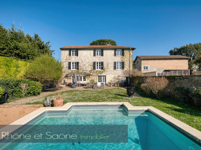 Maison 7 pièces 239 m² — photo 1