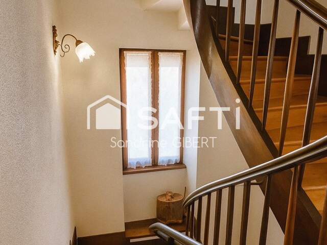 Maison de ville de caractère 5 chambres - terrasses et terrain — photo du bien