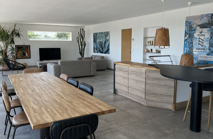 Maison contemporaine avec vues panoramiques, piscine, terras — photo 4