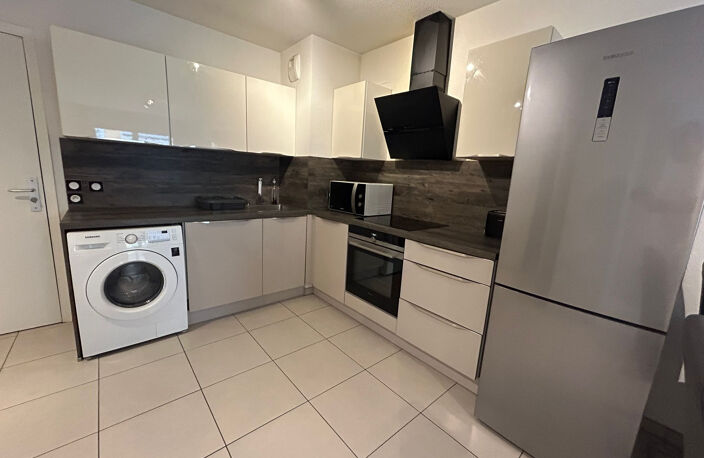 Appartement 2 pièces 41m2 avec terrasse et parking — photo 3