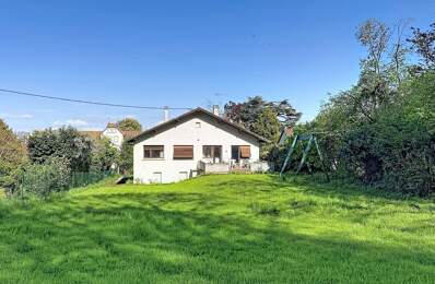 Proche commerces au calme — photo du bien