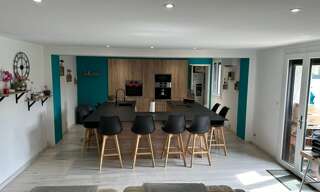 Maison 9 Pièces 269 m² à vendre à Pineuilh (33220)