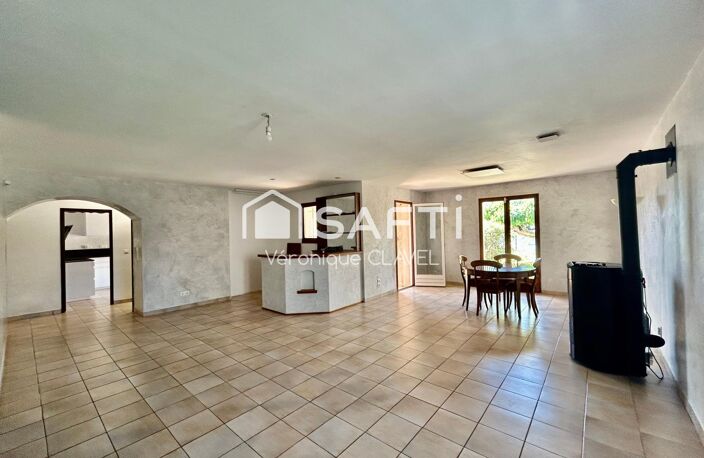 Villa provençale de 131m2 posée sur un terrain  paysagé de 1138m2 — photo 4