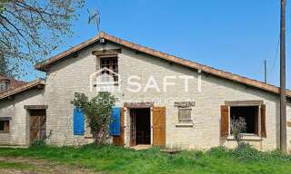 Maison 4 Pièces 105 m² à vendre à Lessac (16500)