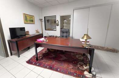 Bureau  135000 €