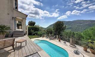 Maison 5 Pièces 115 m² à vendre à Tourrette-Levens (06690)