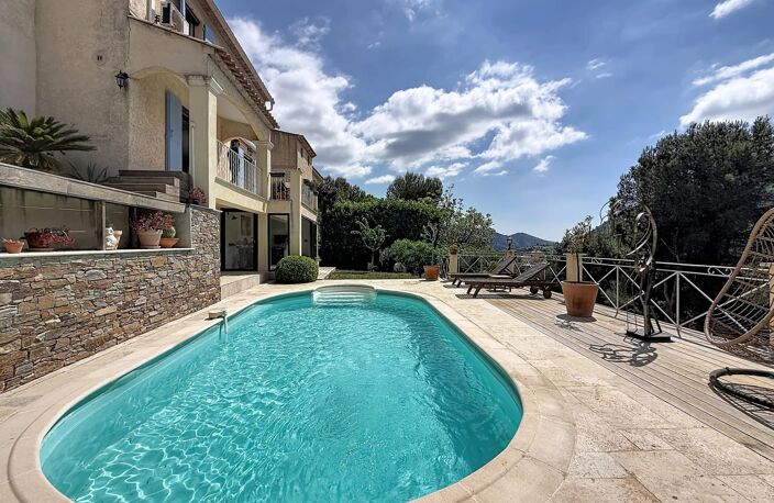 Magnifique Villa avec Piscine - Entre Tourrette-Levens et Aspremont — photo 3