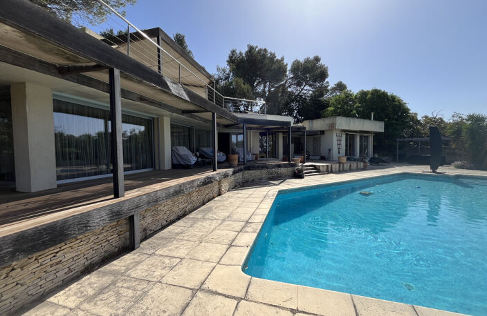 NIMES COLLINES NORD Maison d'architecte de 215 m2 sur 3100 m — photo 3