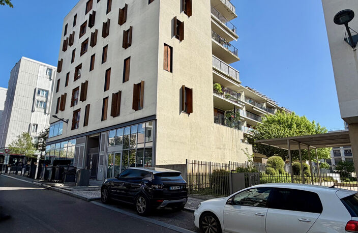 A VENDRE LYON 9 (LA DUCHERE) APPARTEMENT 3 PIECES DE 65,90M2 — photo 4