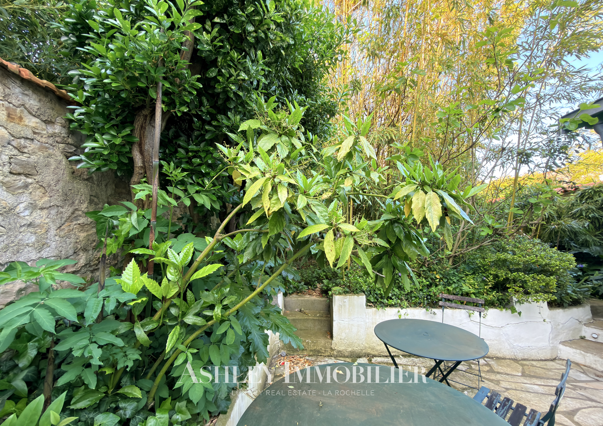 Villa / Maison  T5 à vendre Rochelle (La) 17000