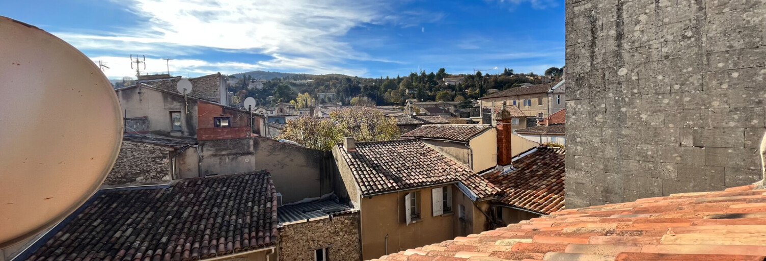 Immeuble  375 m² à vendre à Apt (84400)
