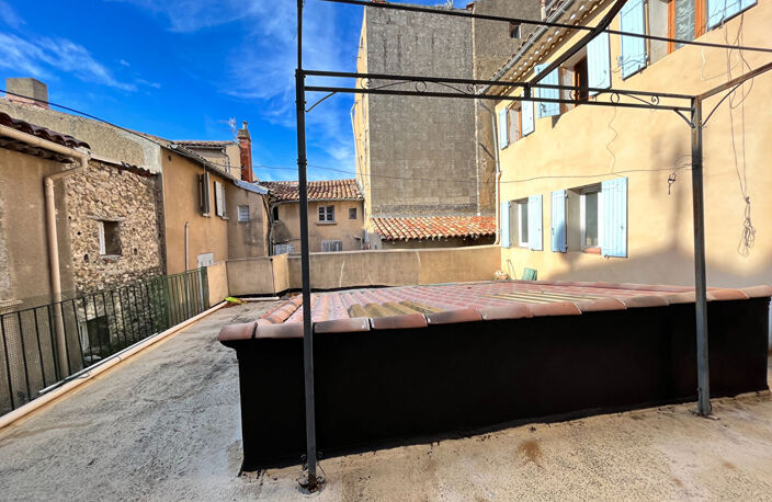 Immeuble Apt 375 m2 13p + terrasse 45m2+loggia 12m2 — photo 2