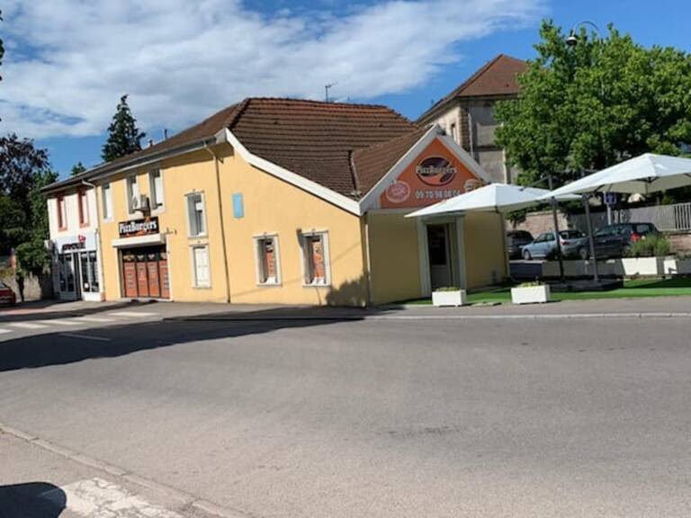 Commerce  232 m² — photo 1