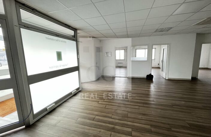 BUREAUX à LOUER — photo 5