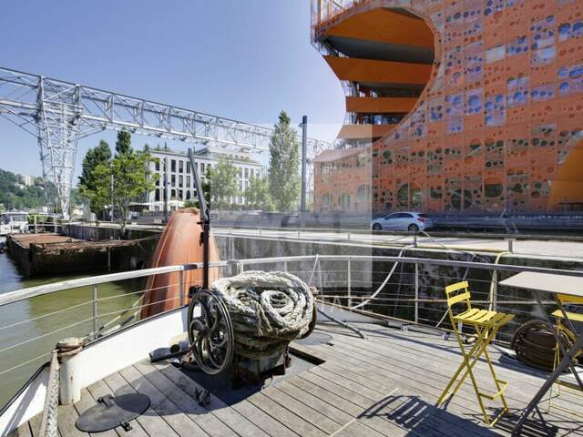 BUREAUX à LOUER — photo du bien